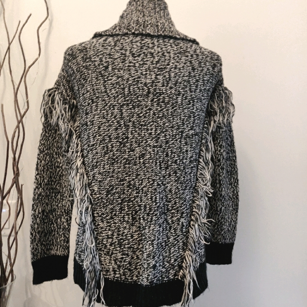 High low sweater - Picture 4 of 7